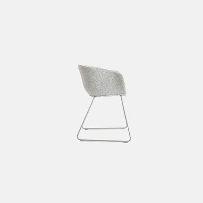 Ondaretta | Bai Chair with Sled Legs