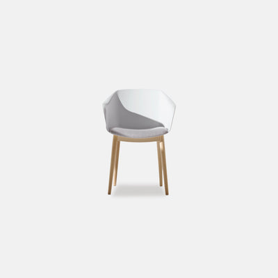 Snap Armchair | Wooden Legs