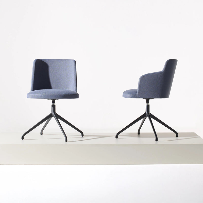 Fedra Chair | Pyramid Base