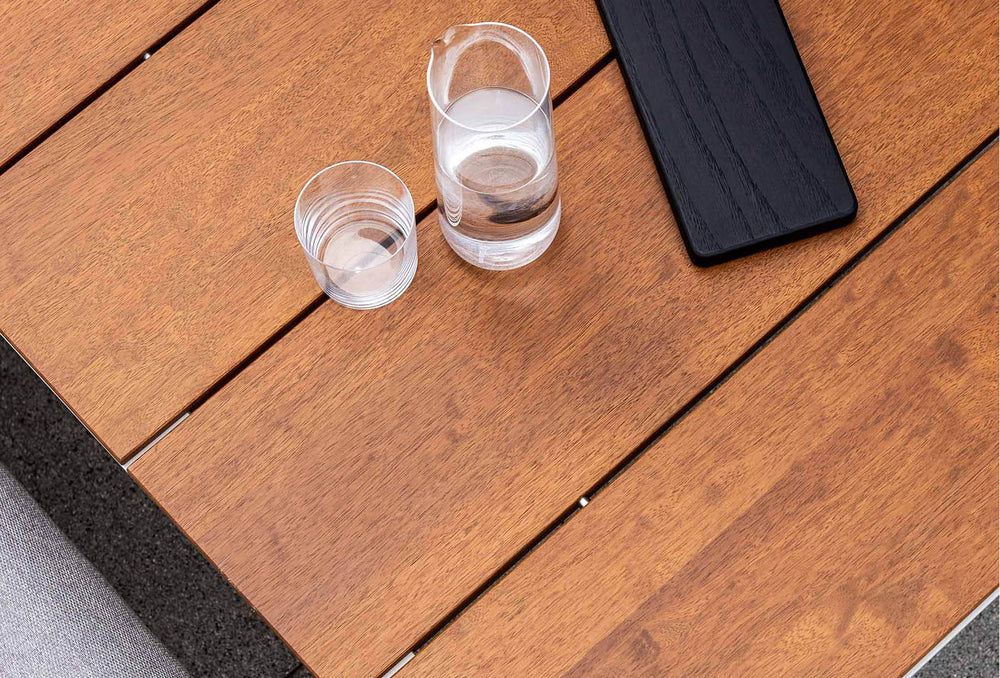 Bensen | Outdoor Able Table