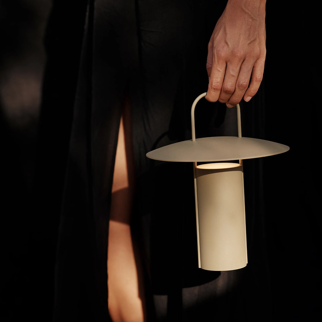 Ray Table Lamp