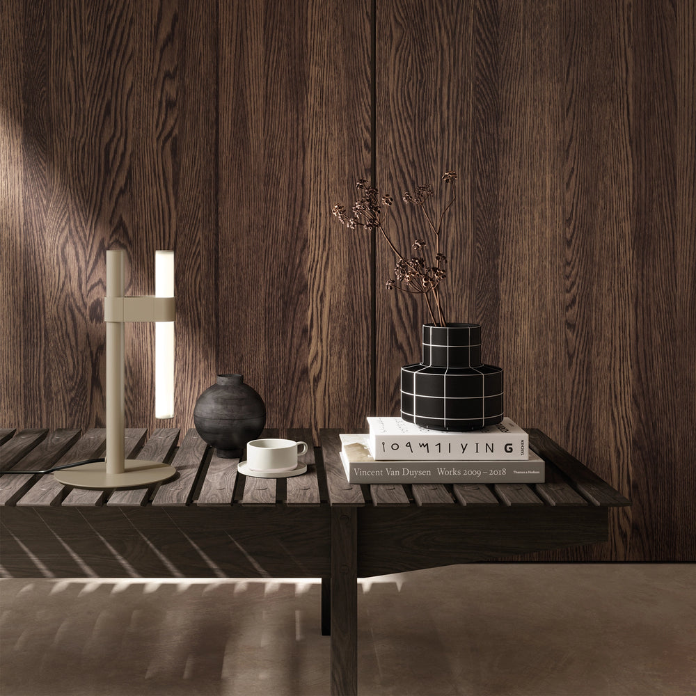 Paralela Table Lamp
