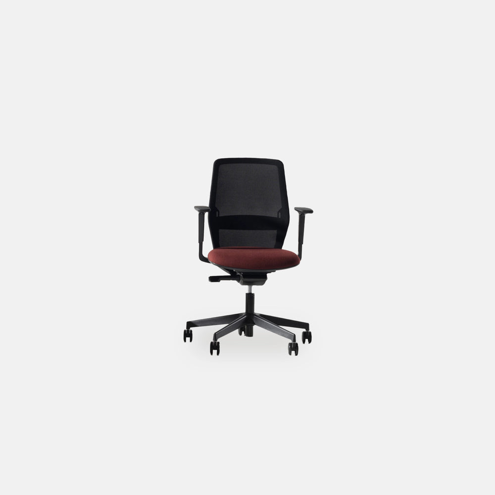 Lia Armchair